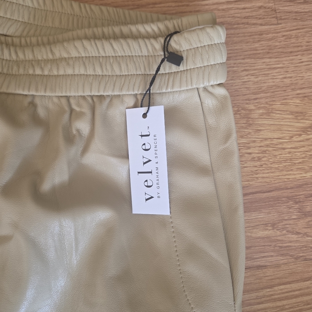 VELVET Graham and Spencer XL Vegan Leather Pants NWT Faux Leather Cream - Picture 10 of 11